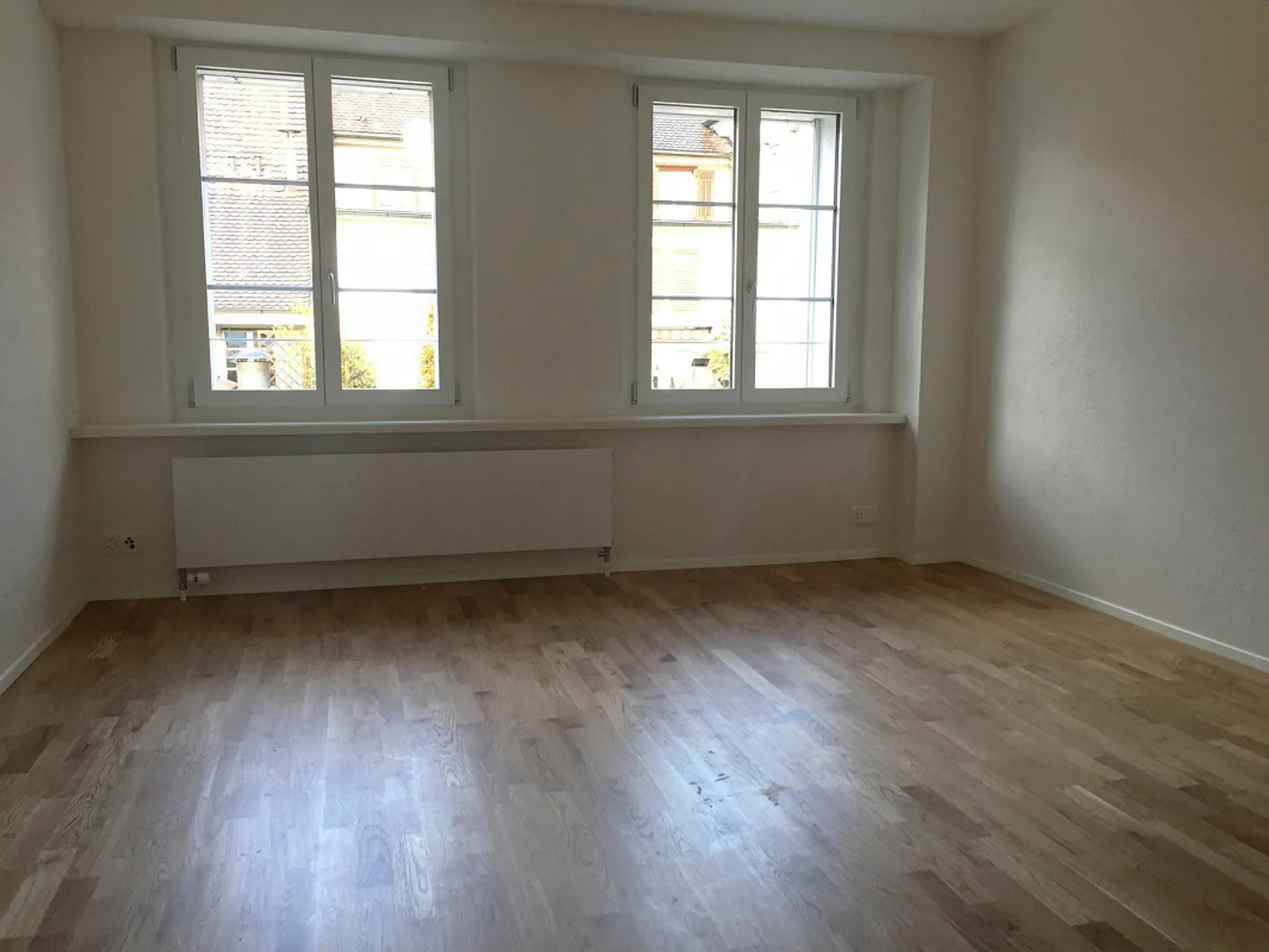 Dans le vieux centre du village - Photo 6 sur 12