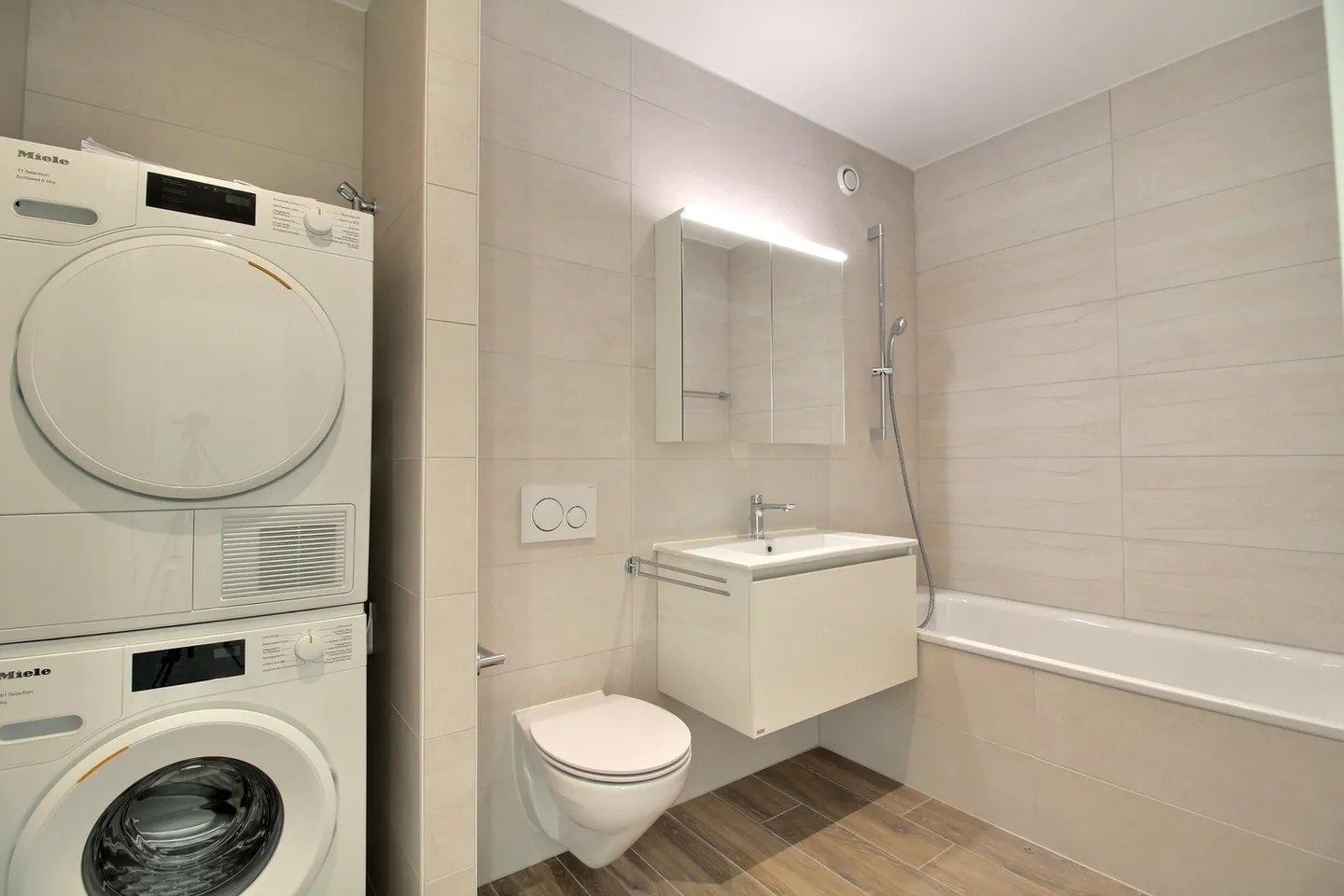 Wunderschöne 3,5-Zimmer-Wohnung zur Miete in Marly - Foto 5 von 8