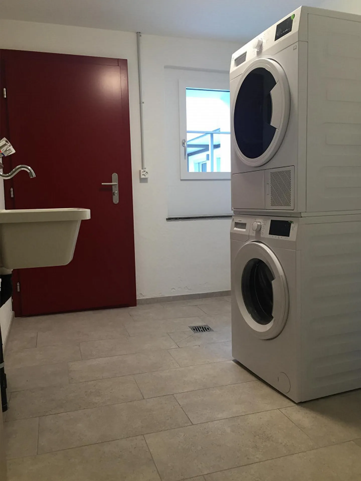 Dans le vieux centre du village - Photo 10 sur 12