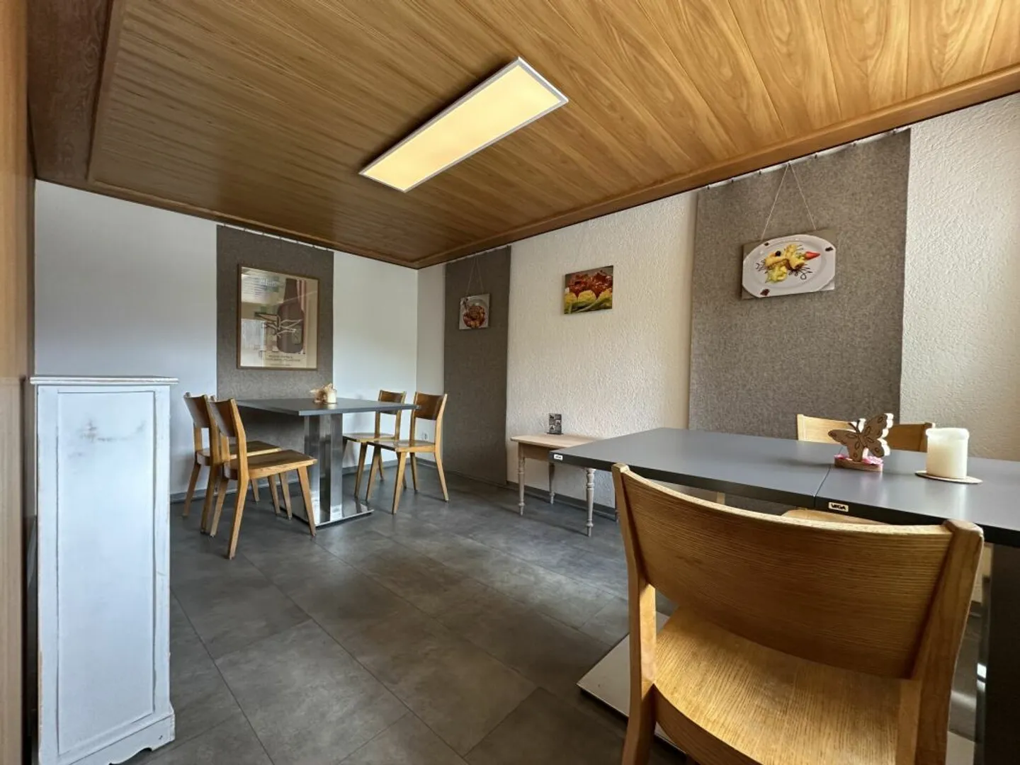 Liegenschaft an sonniger Lage mit bezauberndem Blick in die Glarner Bergwelt! - Foto 9 von 18