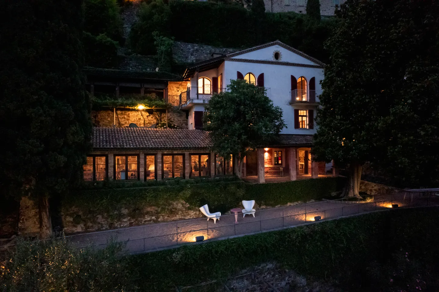 Zeitlose Eleganz in exklusiver Lage - Foto 6 von 23