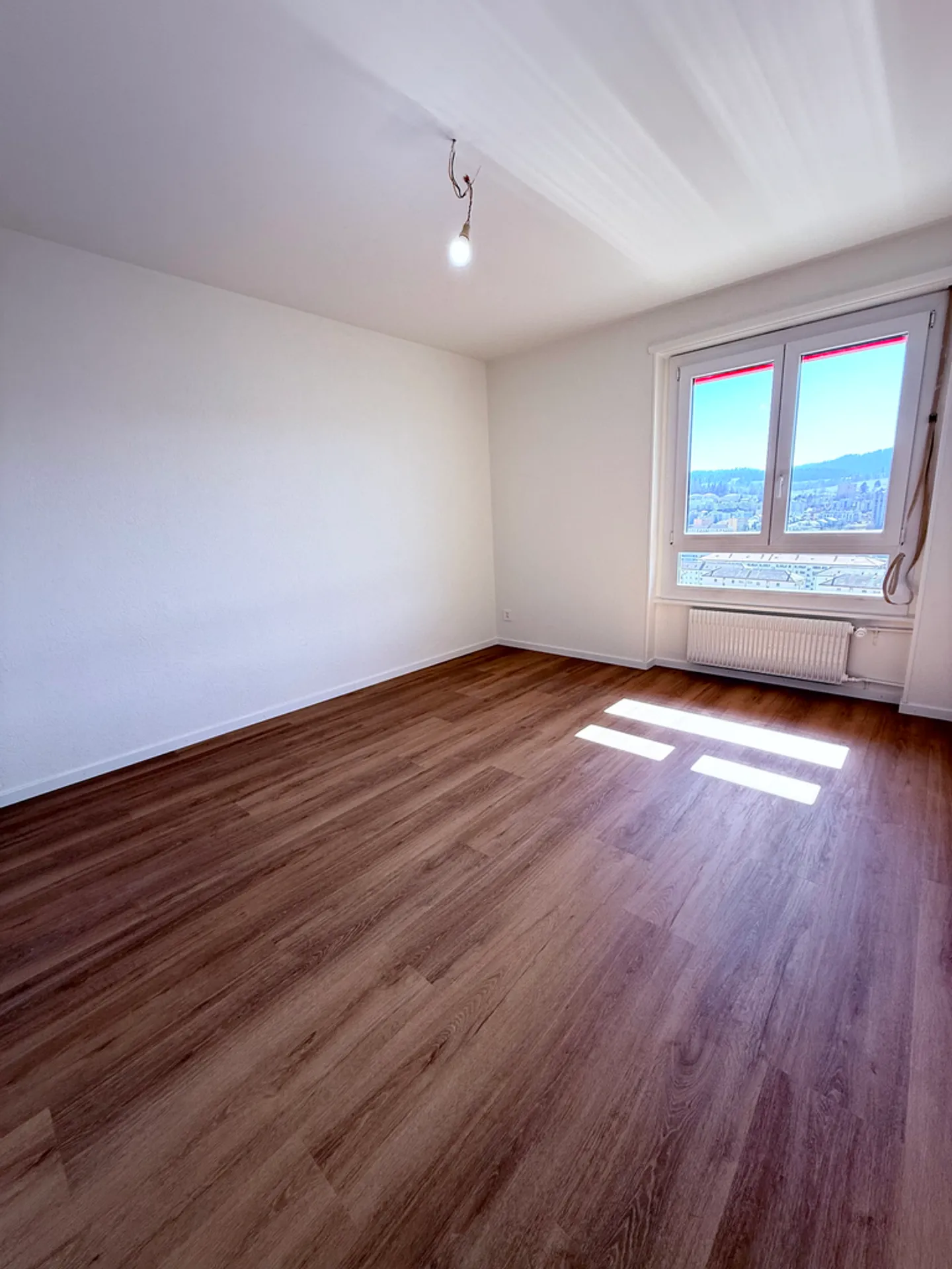 4-Zimmer-Wohnung - Foto 1 von 6