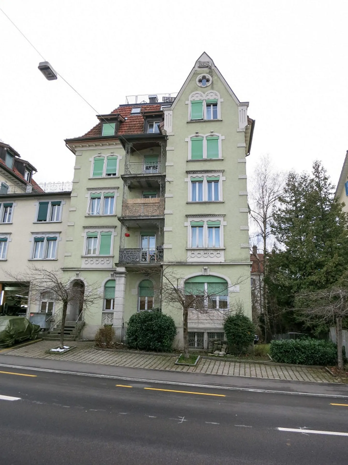 4.5-Room Old Building Apartment - Photo 1 of 8