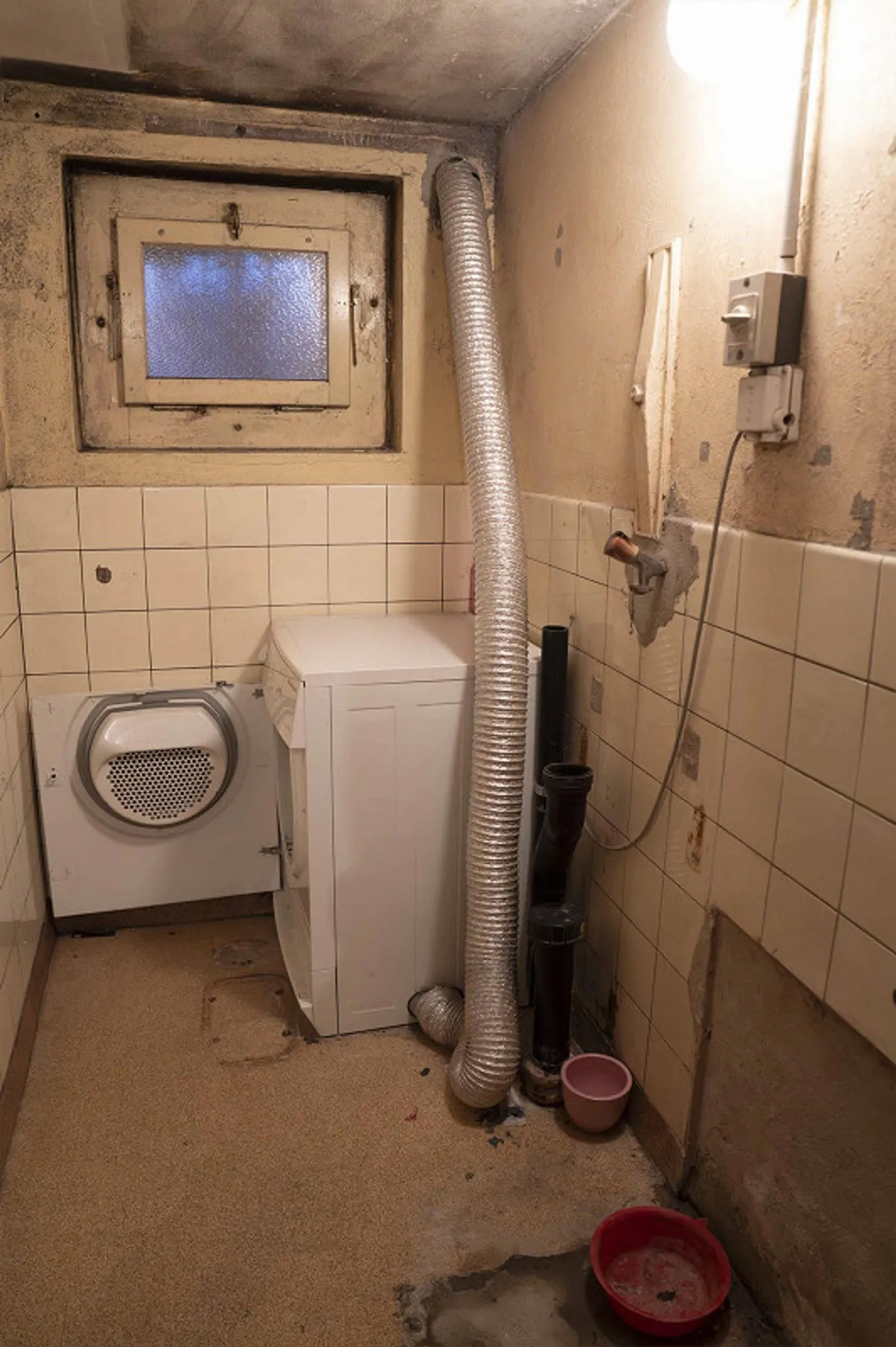 Space miracle with a usable area of approx. 211m2, lots of character and charm - Photo 11 of 29