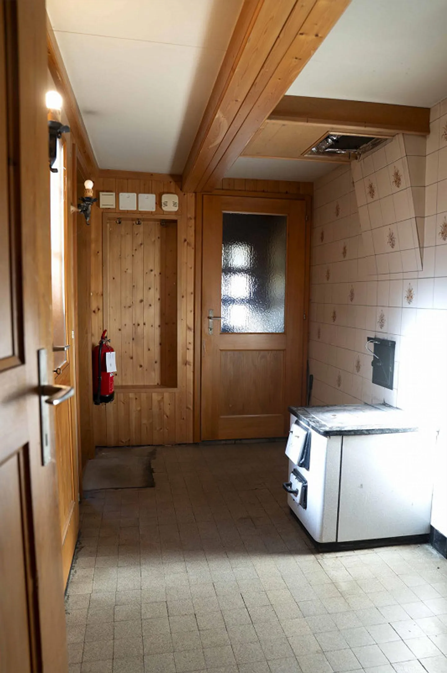 Space miracle with a usable area of approx. 211m2, lots of character and charm - Photo 13 of 29