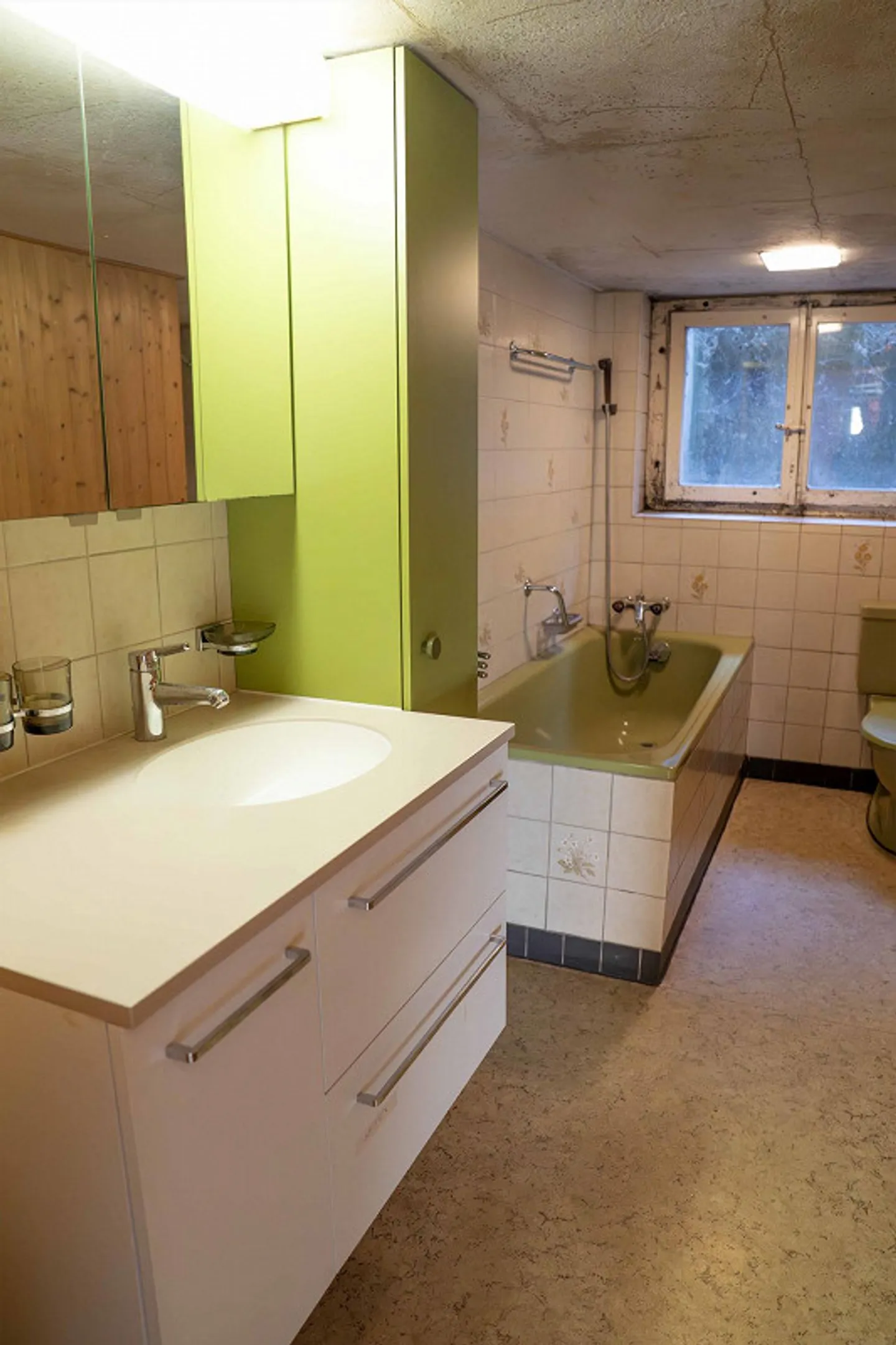 Space miracle with a usable area of approx. 211m2, lots of character and charm - Photo 15 of 29