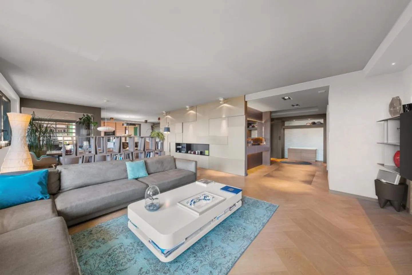 Sublime Apartment - Photo 2 of 11