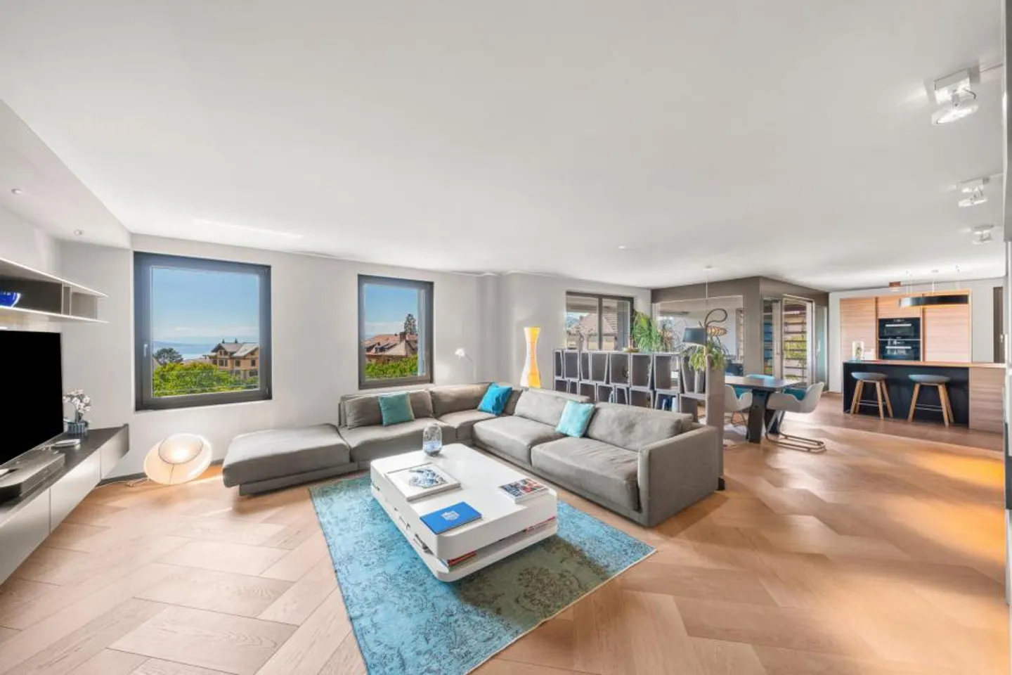 Sublime Apartment - Photo 3 of 11