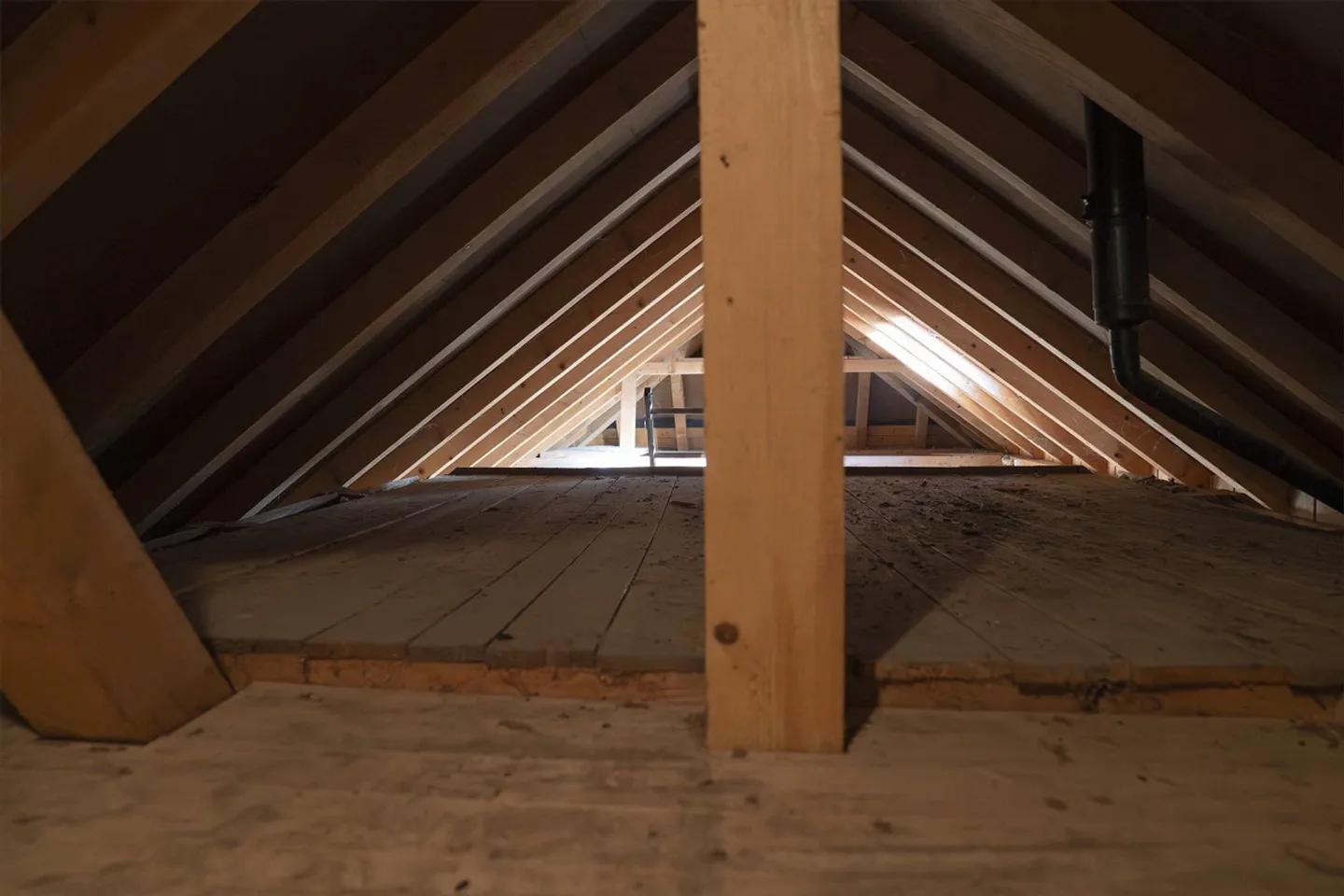 Space miracle with a usable area of approx. 211m2, lots of character and charm - Photo 25 of 29