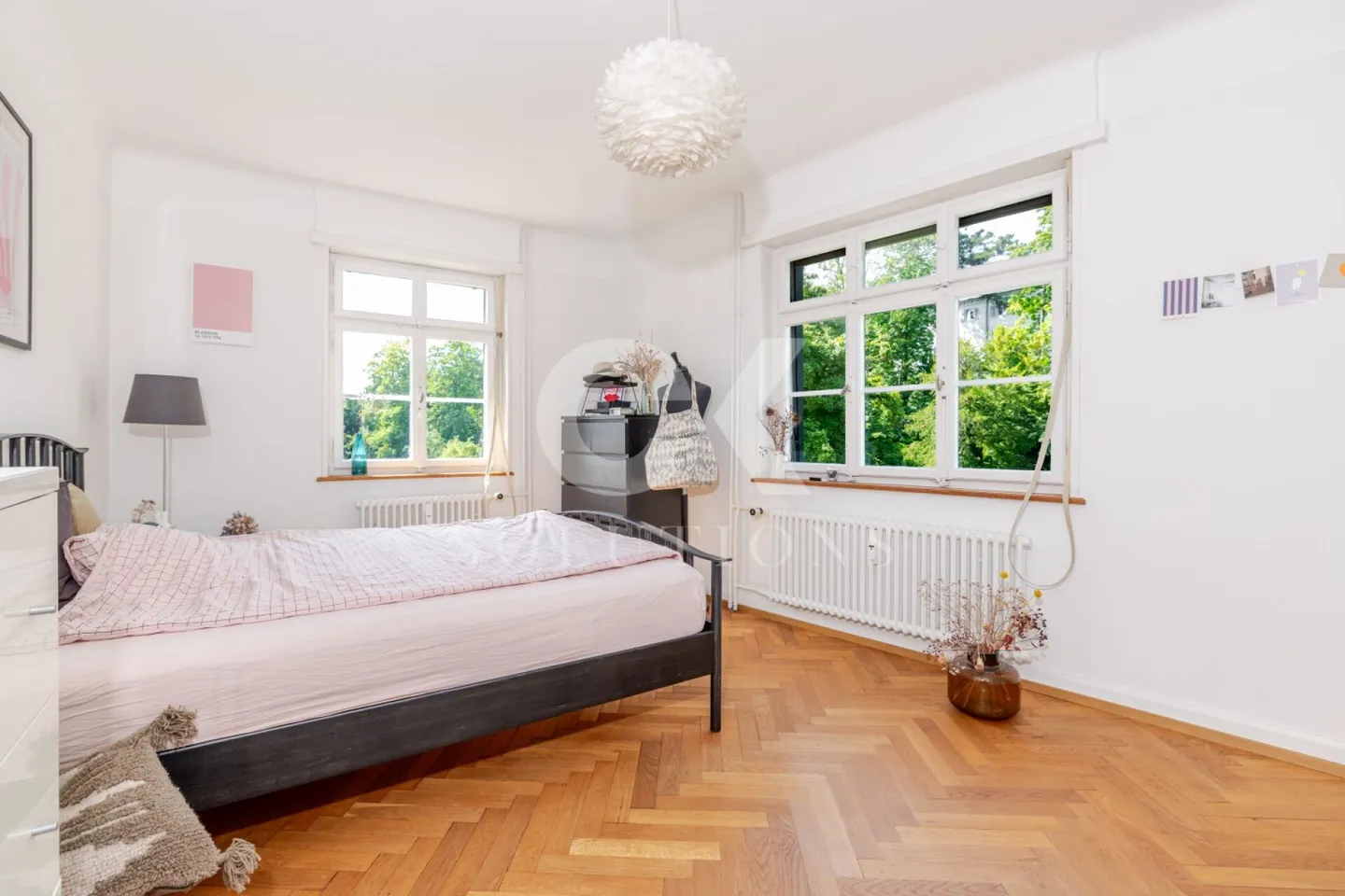 3-Room Gem with Balcony and Hobby Room - Photo 11 of 13