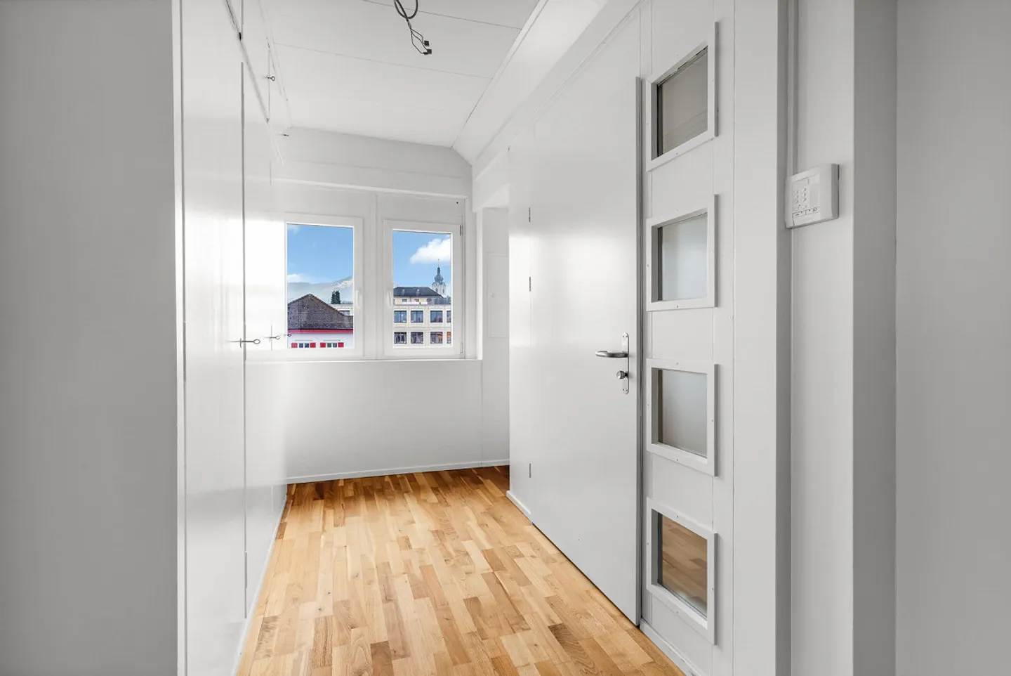 Appartamento mansardato affascinante con molto spazio e comfort moderno - Foto 10 di 11