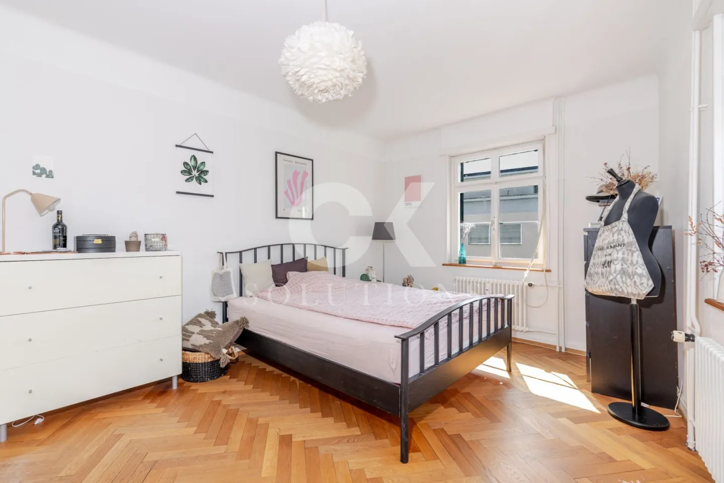 3-Room Gem with Balcony and Hobby Room - Photo 12 of 13