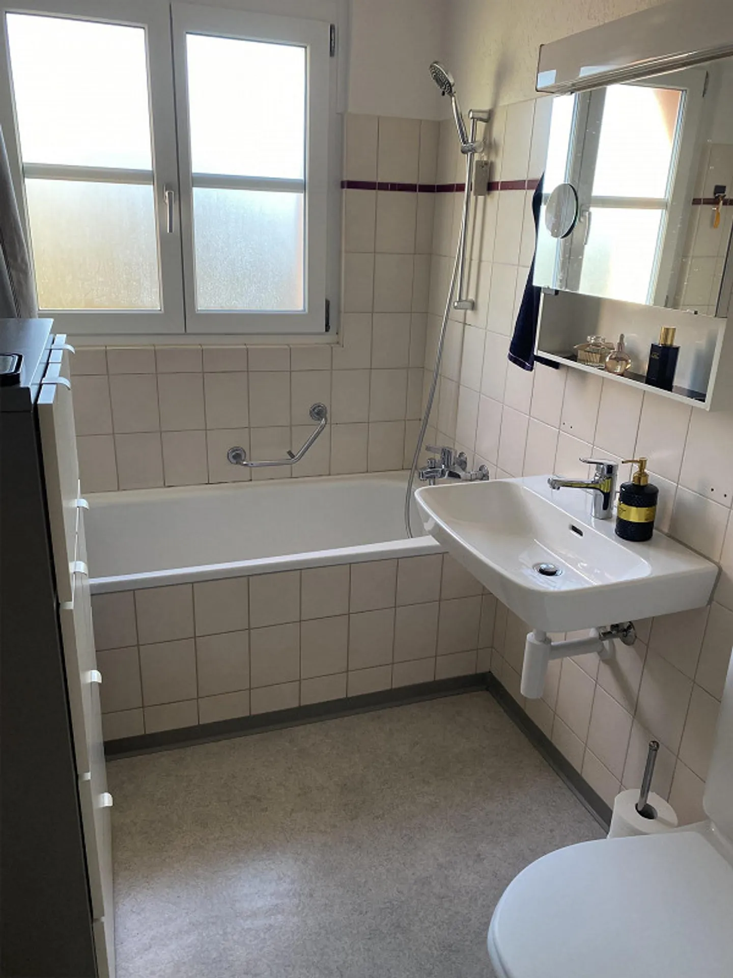 Bright 4.5-room apartment with balcony - Photo 8 of 12