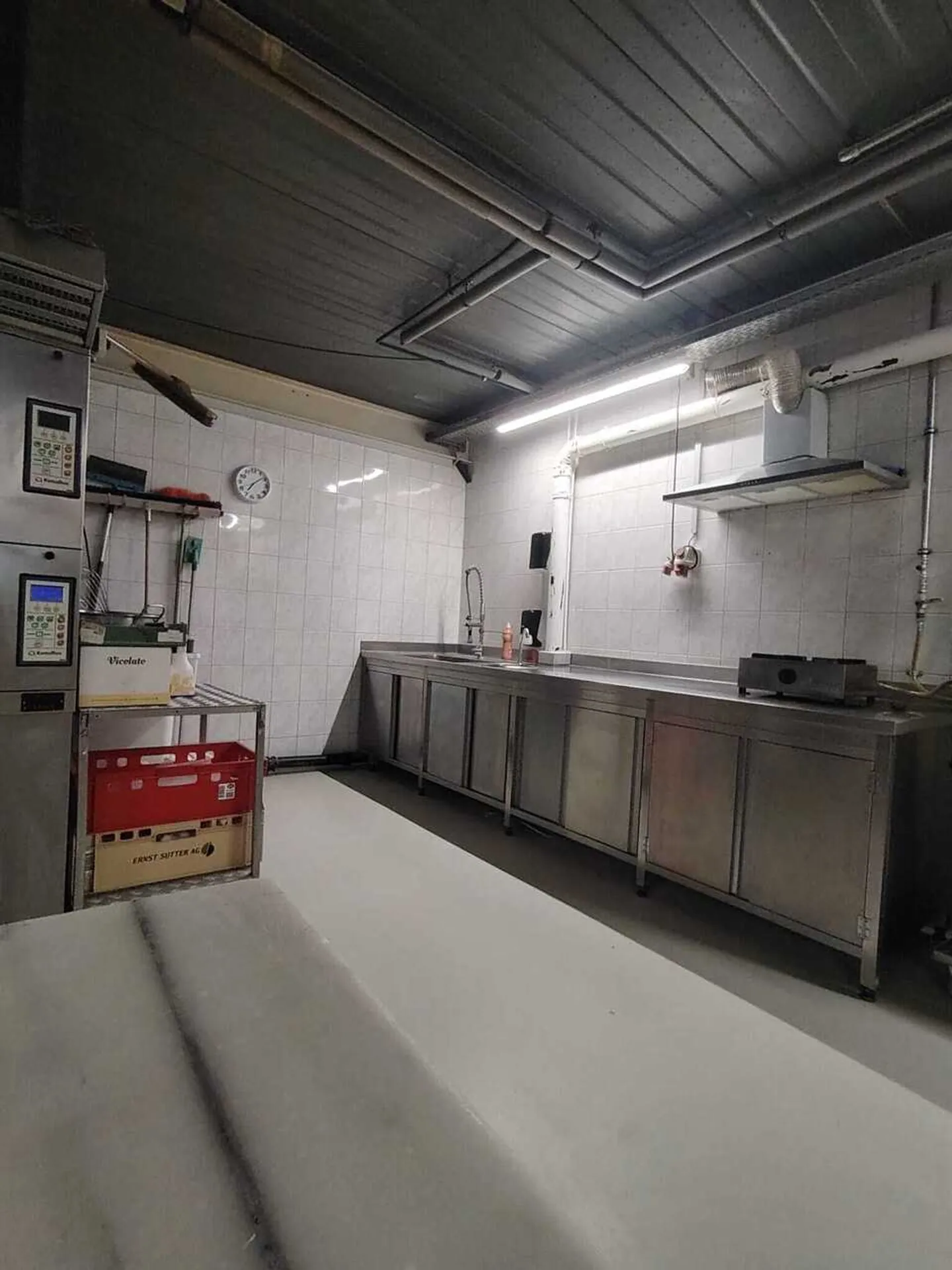 Boulangerie entièrement équipée à vendre - Photo 16 sur 19