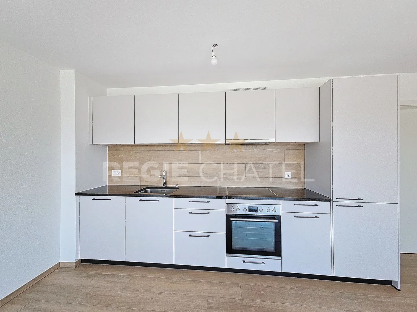 Appartamento 2,5 locali con balcone - Foto 2 di 5