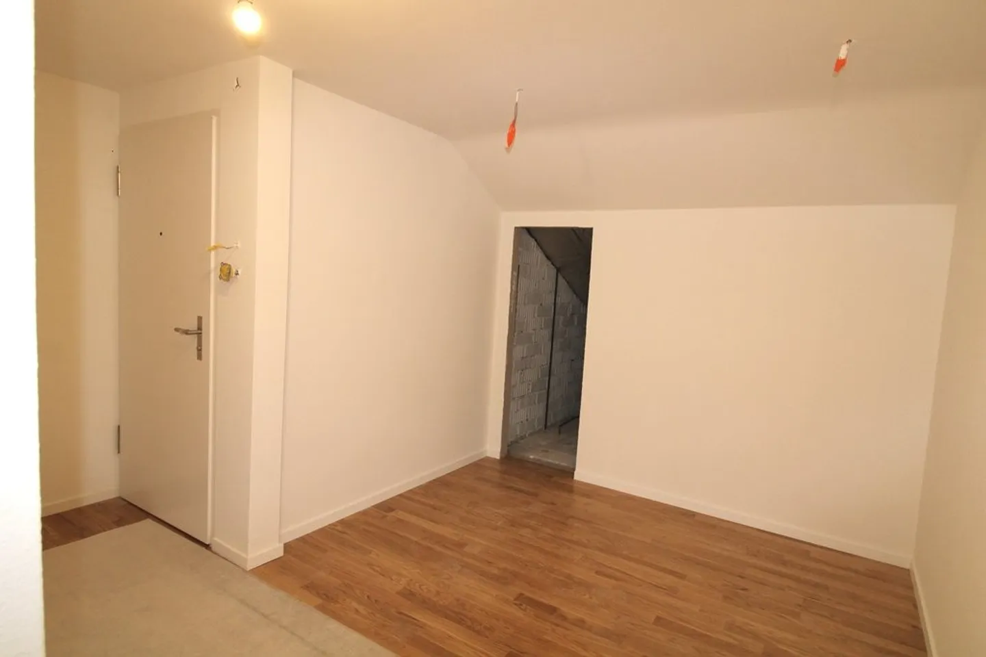 Bella appartamento ristrutturato di 4.5 stanze - Foto 9 di 10