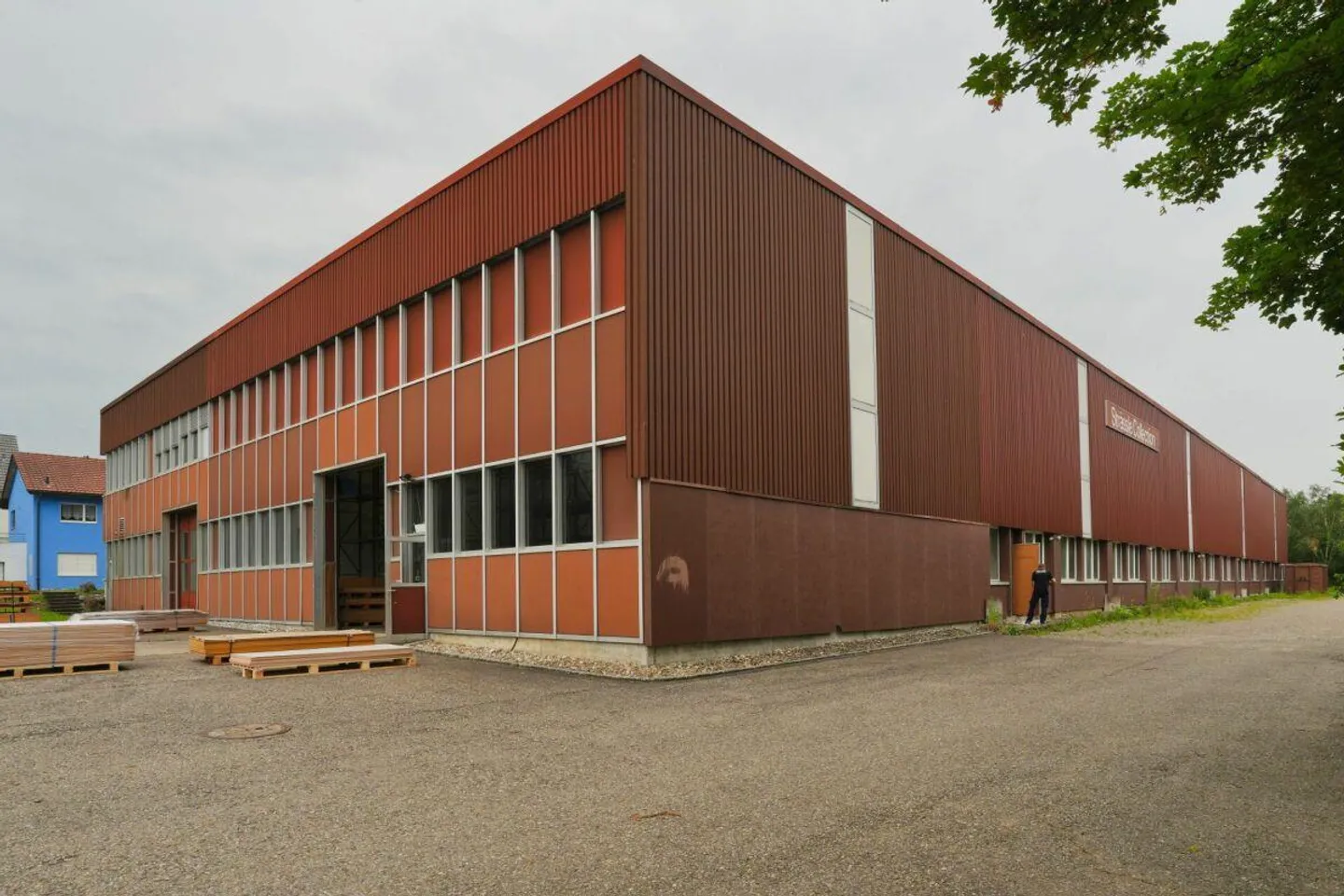Espaces commerciaux/bureaux et de stockage attrayants - Photo 2 sur 11
