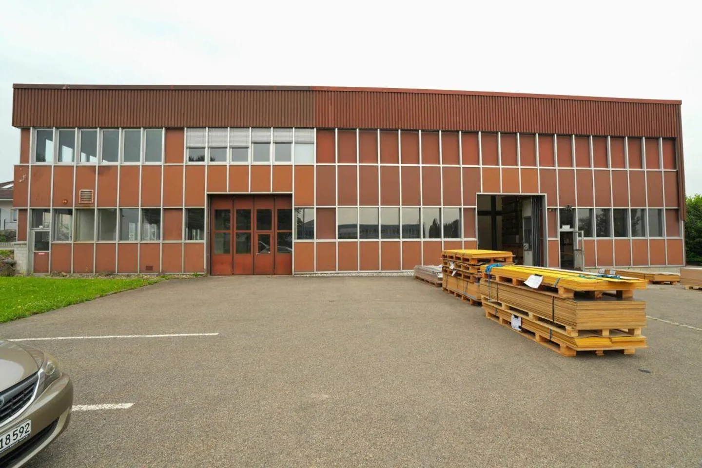 Espaces commerciaux/bureaux et de stockage attrayants - Photo 9 sur 11