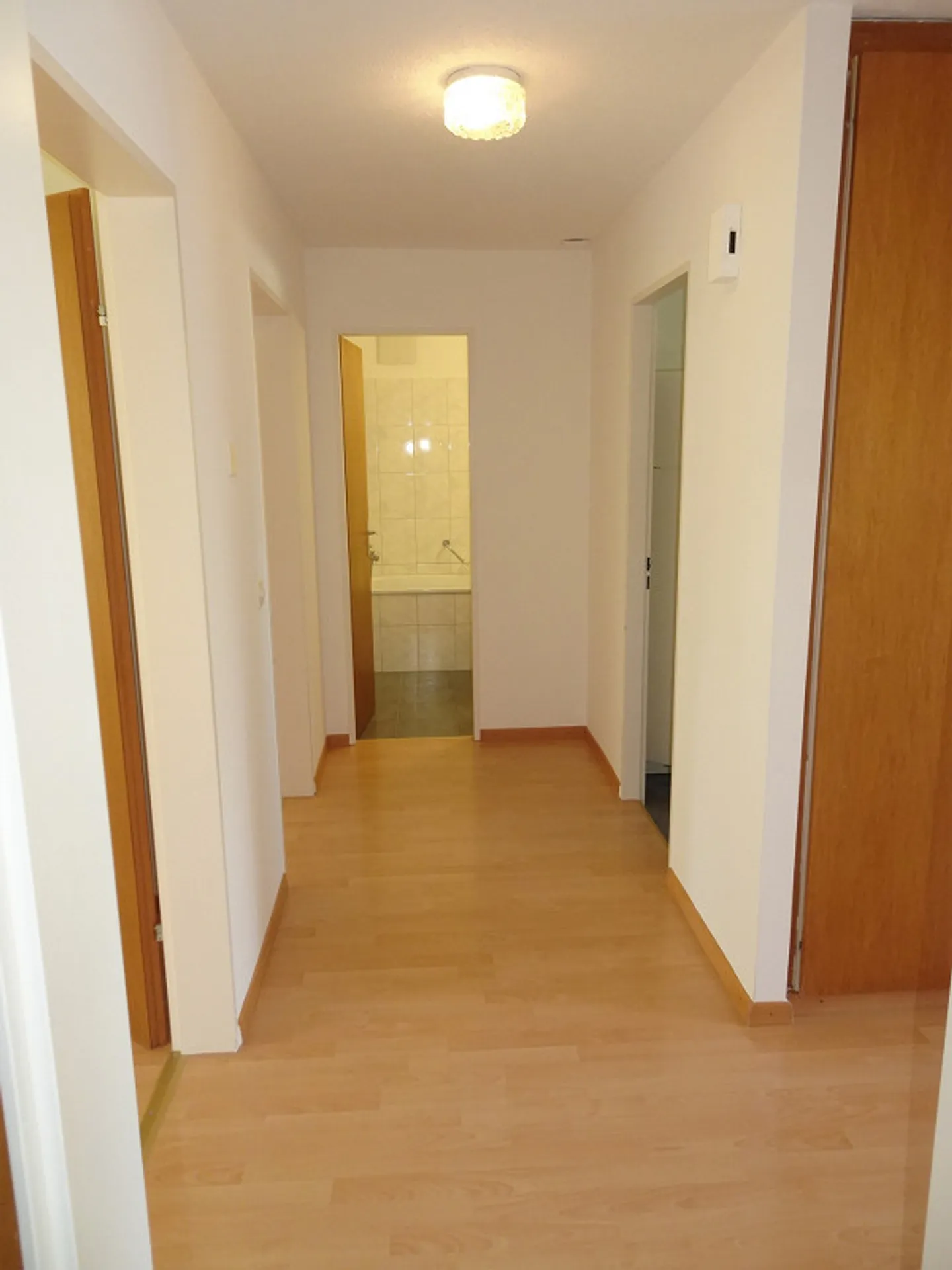Appartamento 3,5 locali con giardino soleggiato privato (50m2); ascensore - Foto 13 di 16