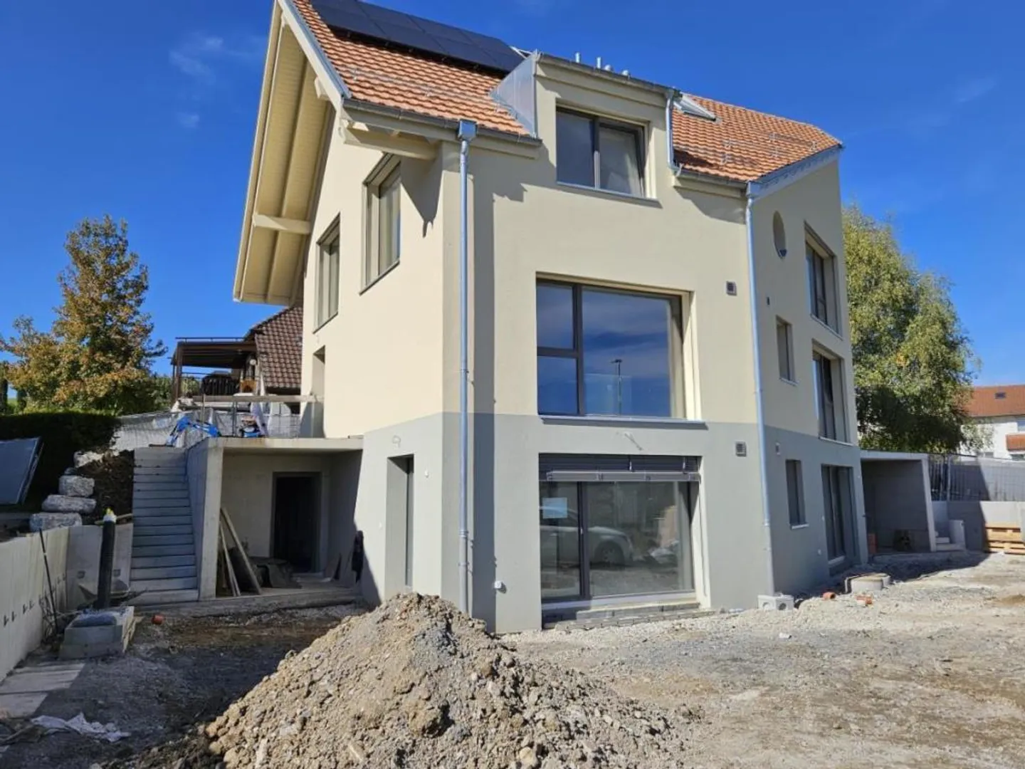 Bau von 2 Doppelhaushälften - Foto 1 von 5