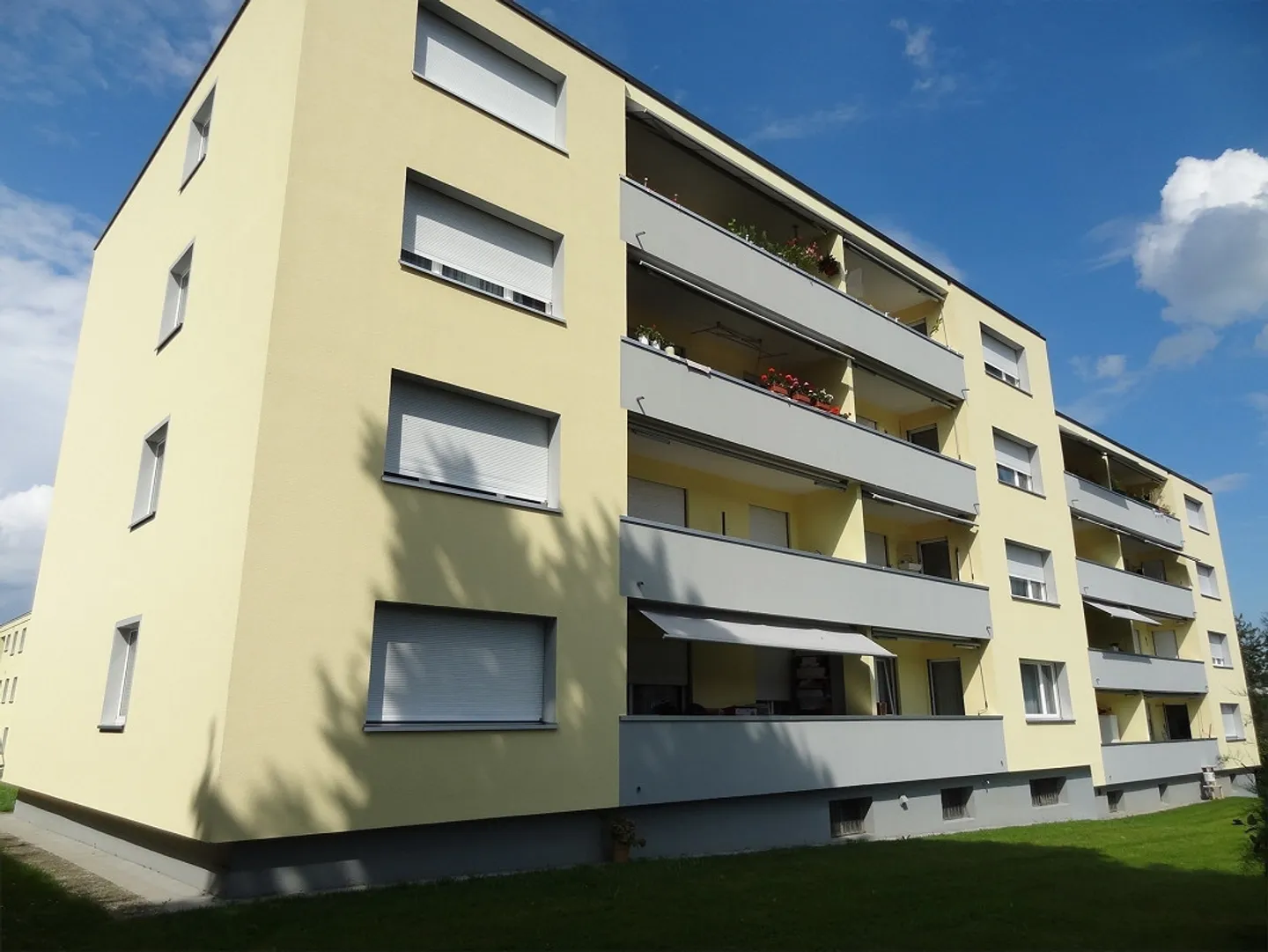 Appartamento 3,5 locali con giardino soleggiato privato (50m2); ascensore - Foto 16 di 16
