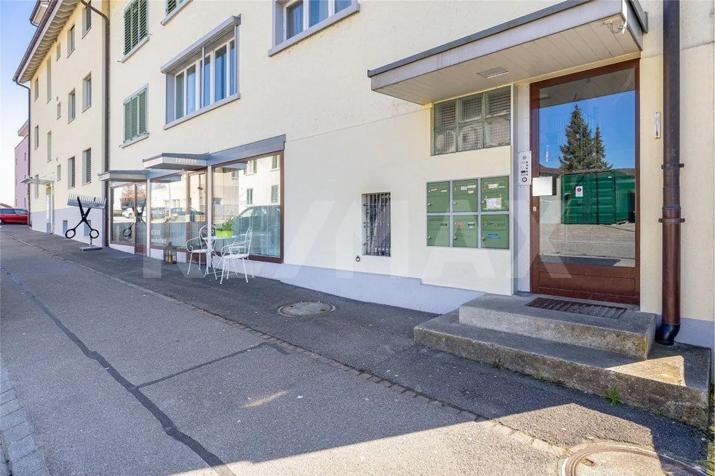 Opportunità di investimento attraente a Pfungen: Proprietà residenziale e commerciale... - Foto 5 di 13