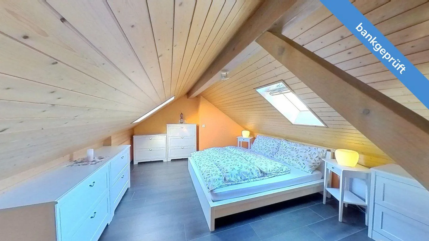 AgentSelly - 2.5-Zi-Wohnung mit ausgebautem Dachstock - Foto 5 von 13