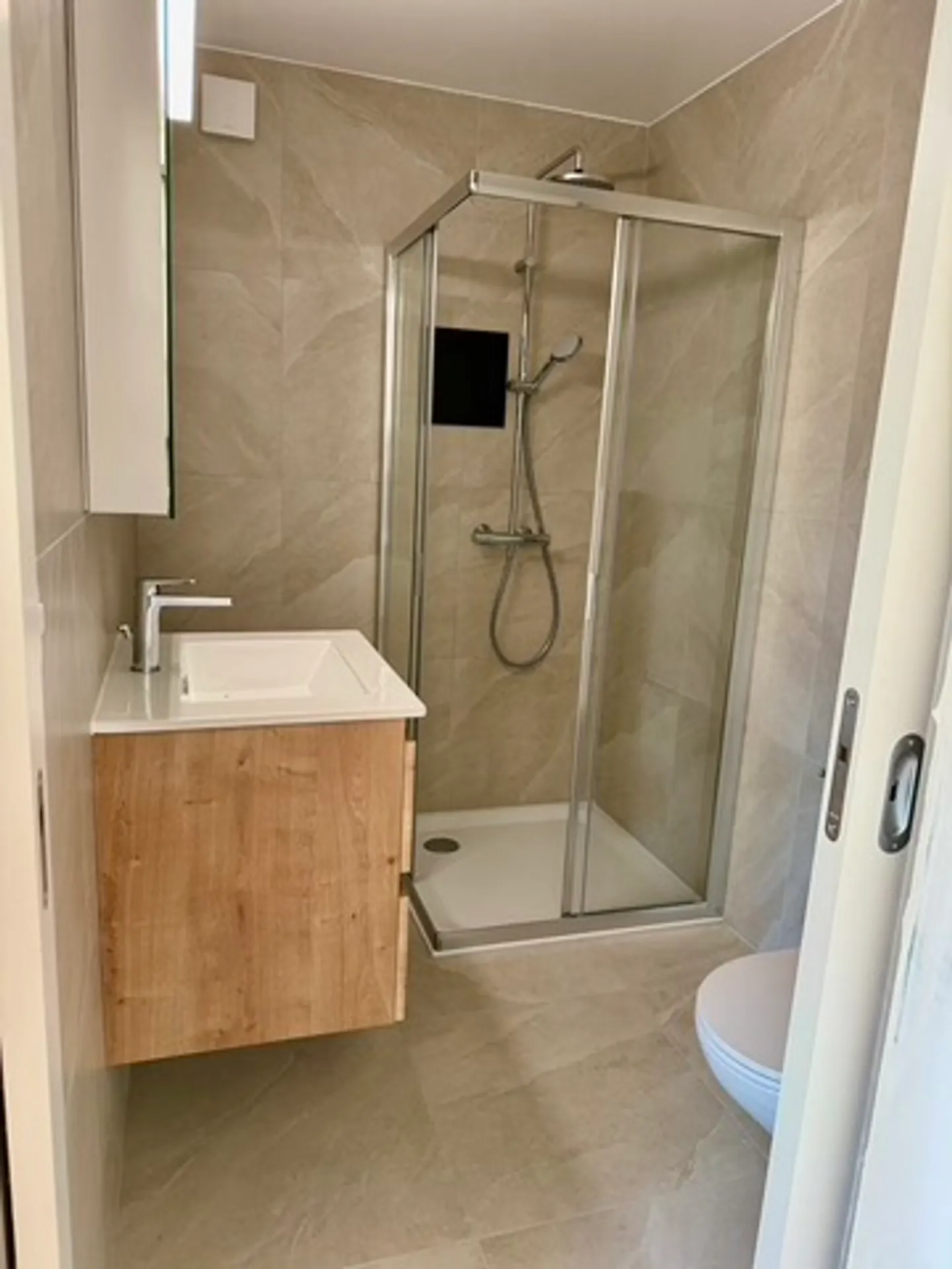 Appartement moderne dans un quartier calme - Photo 6 sur 17