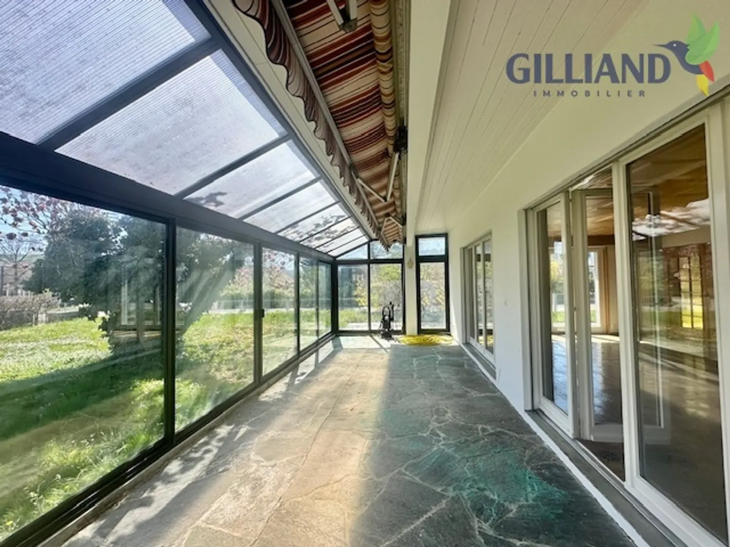 Schöne freistehende 5.5-Zimmer-Villa mit Studio im Herzen von Lucens - Foto 12 von 28