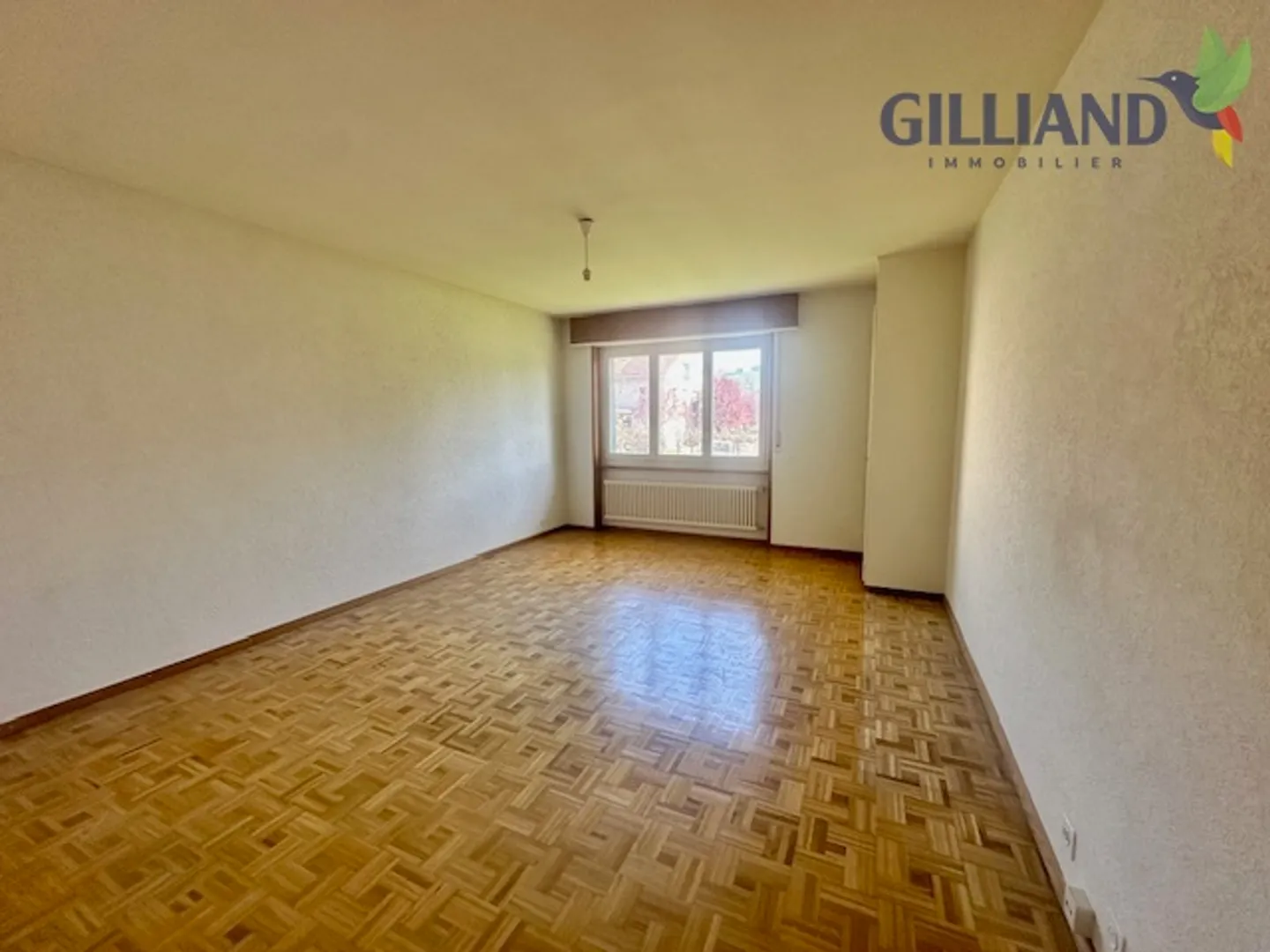 Schöne freistehende 5.5-Zimmer-Villa mit Studio im Herzen von Lucens - Foto 15 von 28