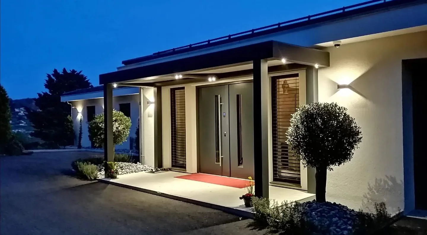 Villa contemporaine d'exception - Photo 4 sur 13