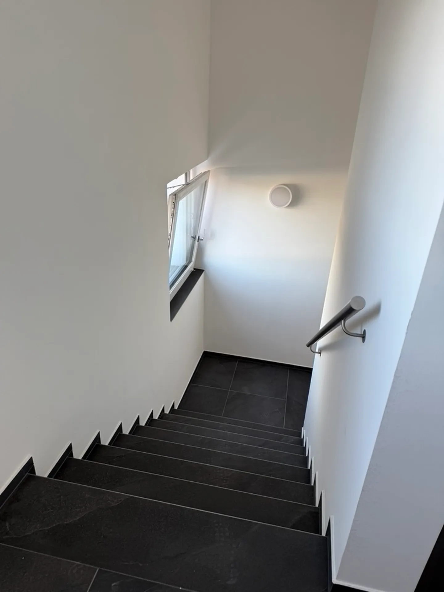 Appartement moderne dans un quartier calme - Photo 12 sur 17