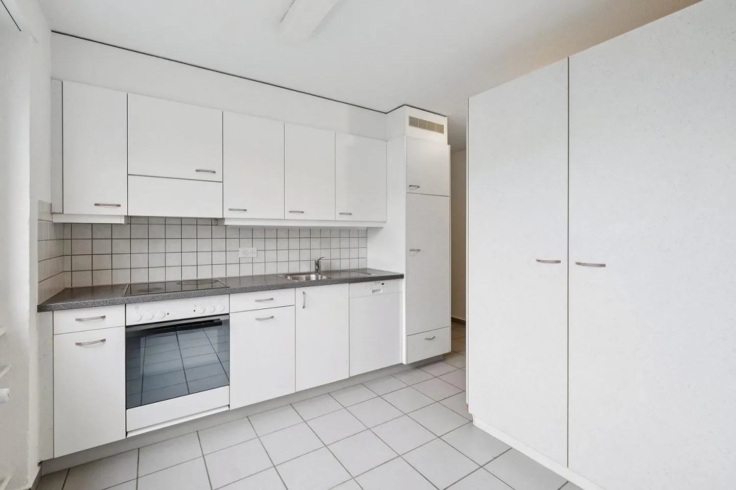 Appartamento spazioso a Oensingen - Foto 1 di 6