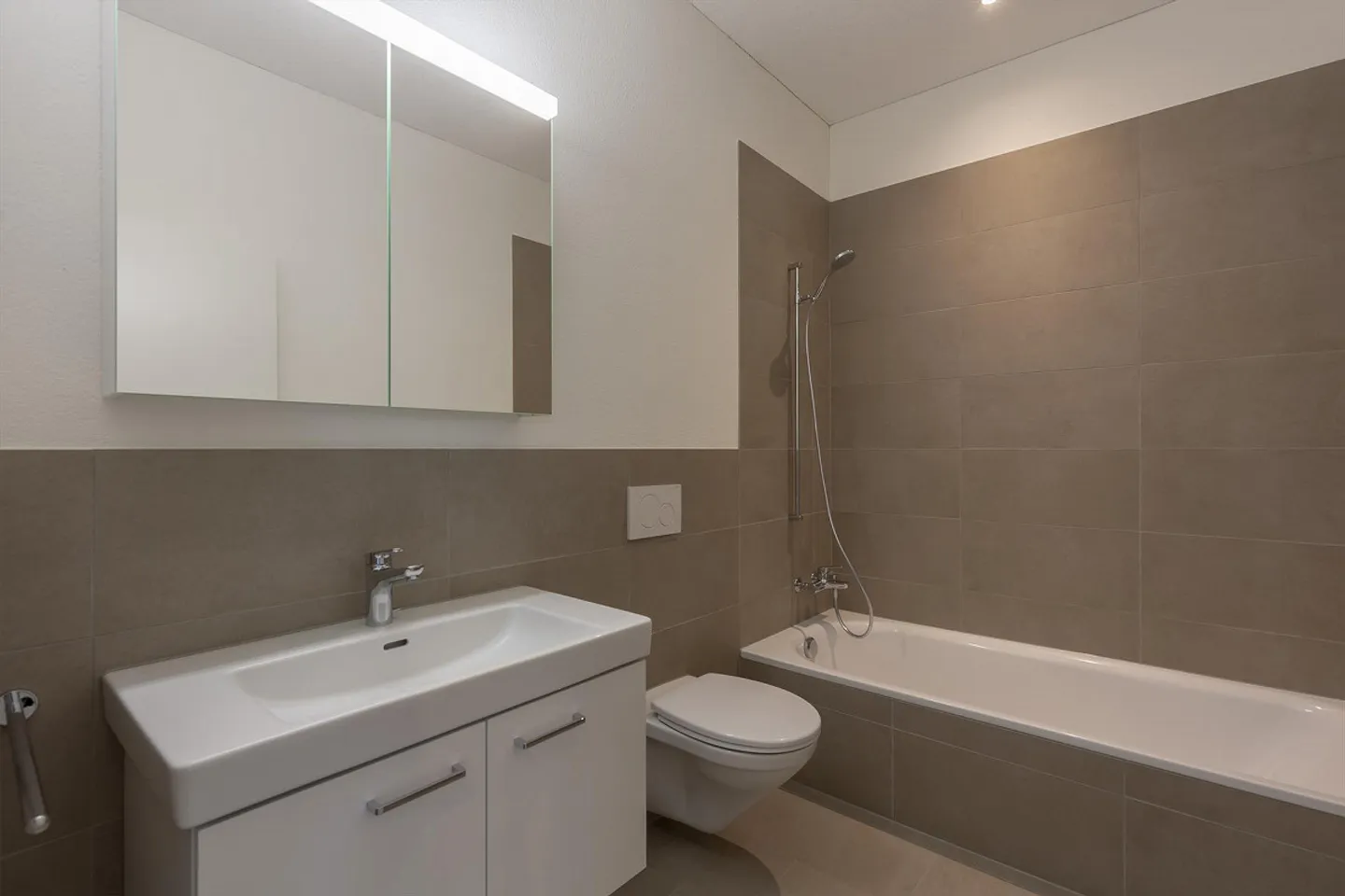 Appartamento 4,5 stanze in un quartiere adatto alle famiglie - Foto 8 di 13