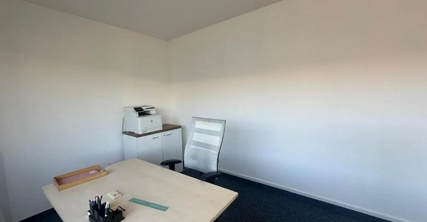Bureau lumineux à Crissier - Photo 3 sur 5