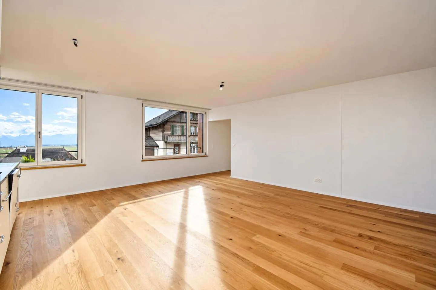 Modern 3.5-room apartment - Photo 3 of 10