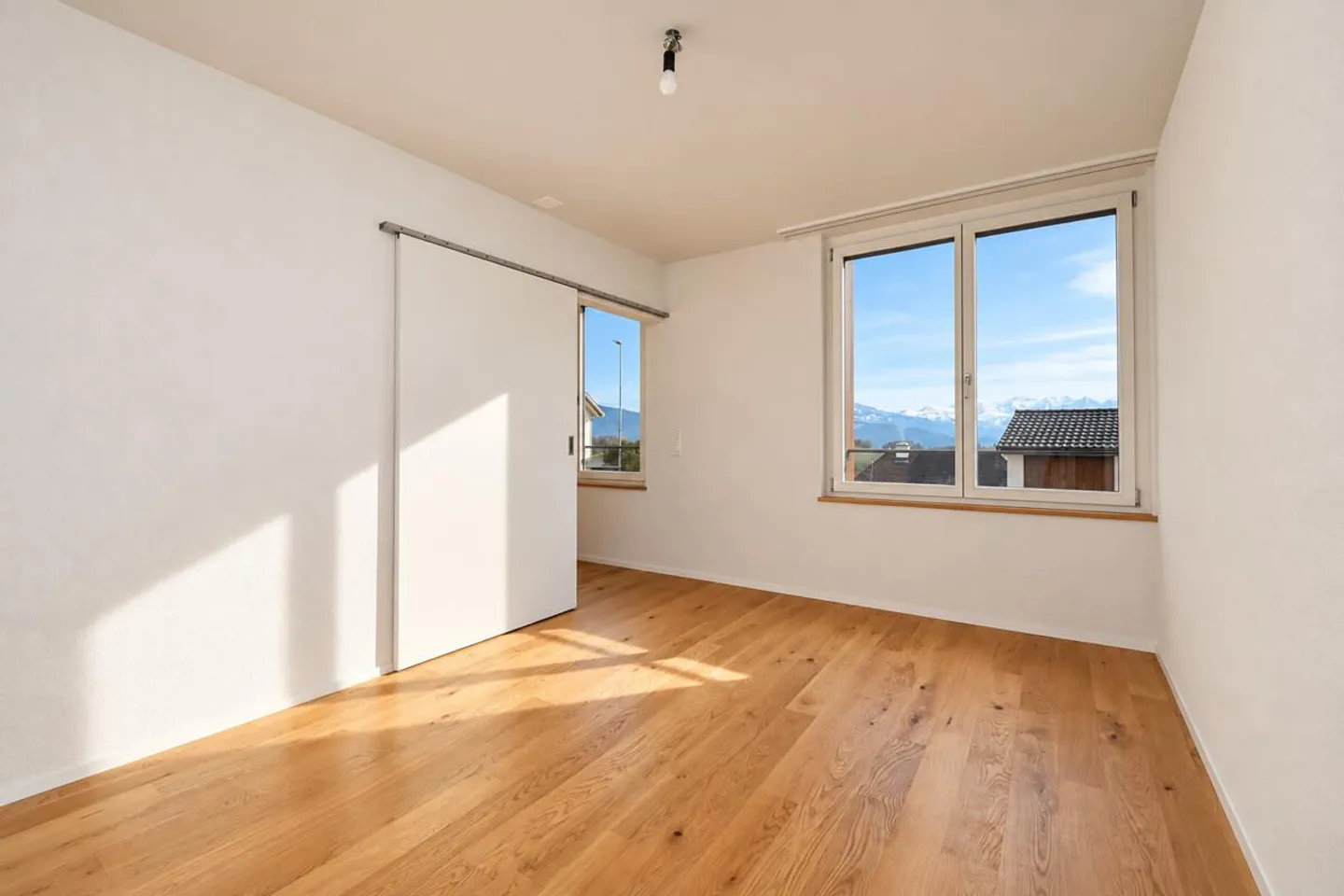 Modern 3.5-room apartment - Photo 5 of 10