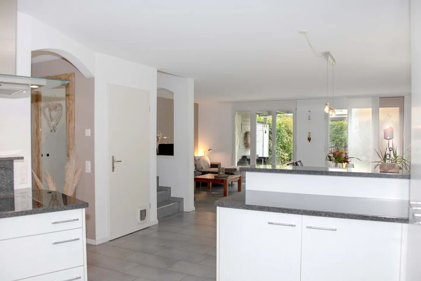 Family House for Connoisseurs - Photo 6 of 14