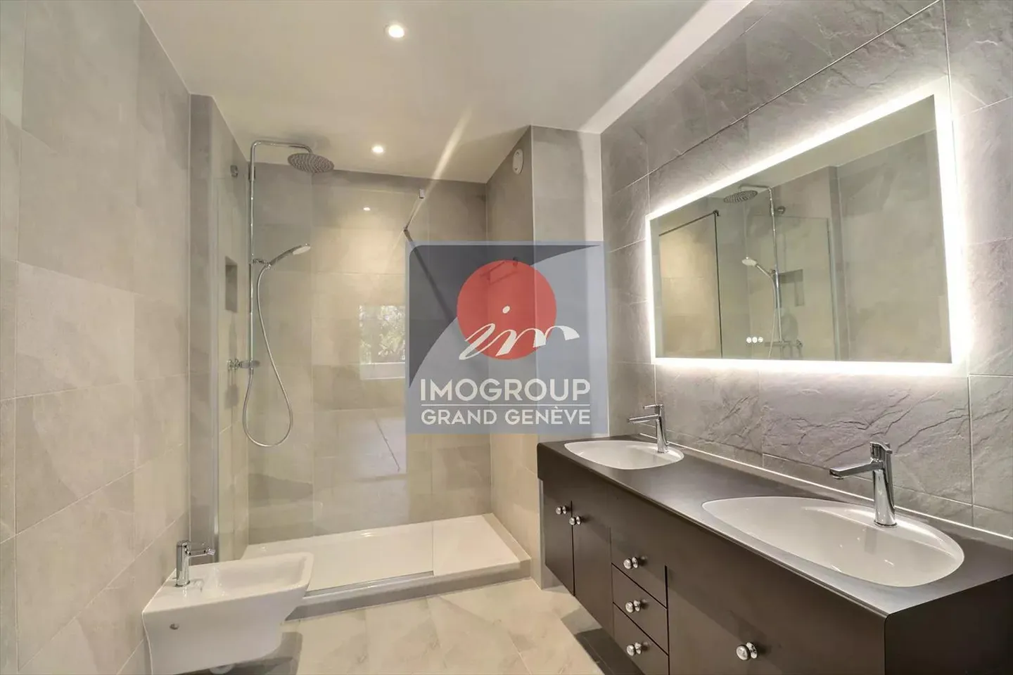 5-room apartment - Photo 7 of 9