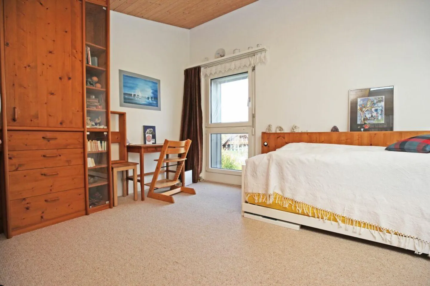 5-Room Corner House with Extension, Garden & Community Pool - Photo 14 of 14