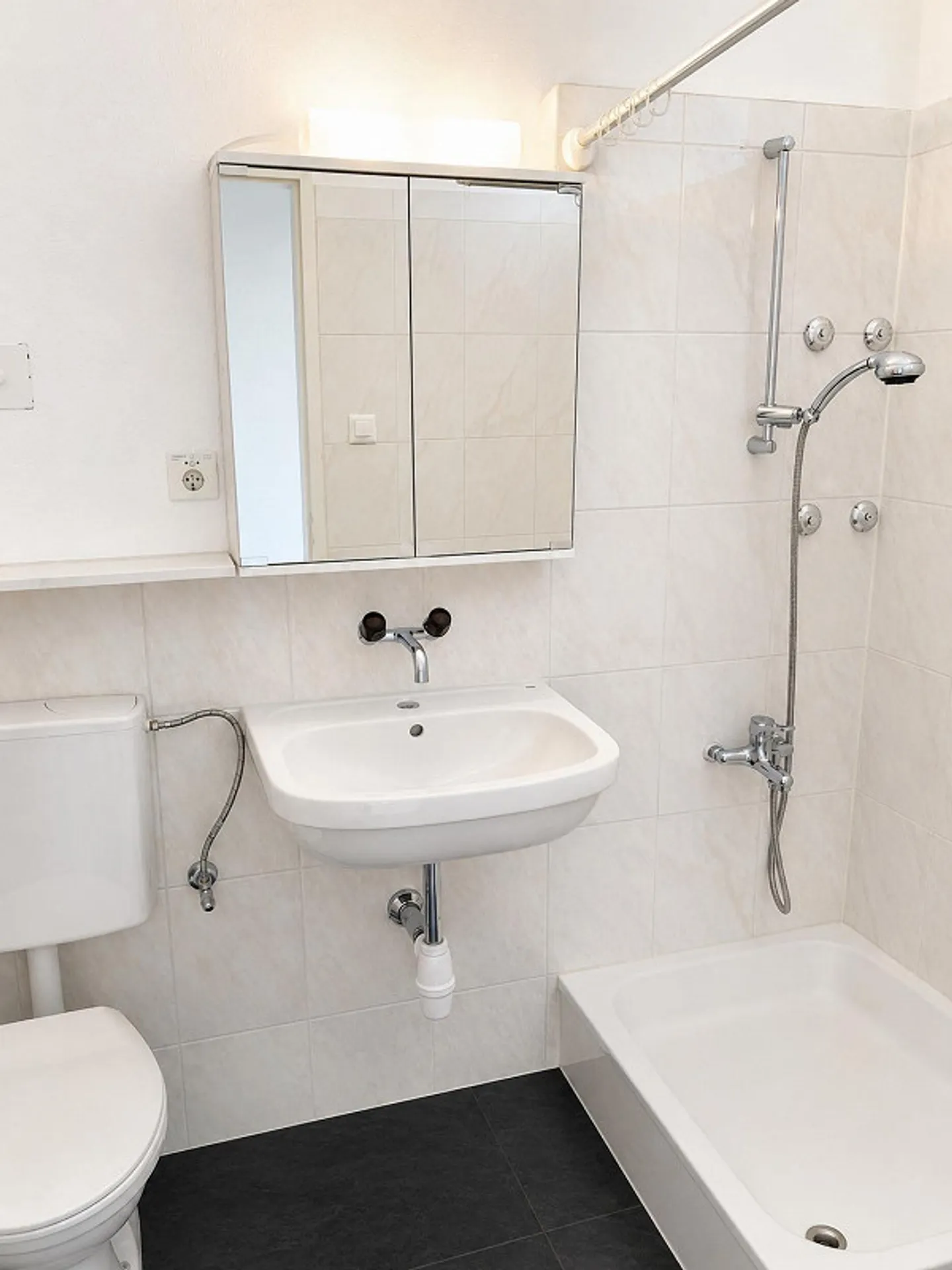 Helle 3-Zimmerwohnung in Dietikon - Foto 3 von 7