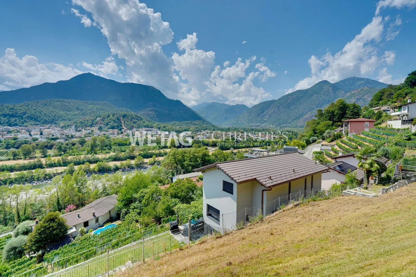 Beautiful building land in Solduno with panoramic view for sale - Photo 11 of 13