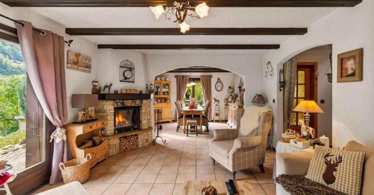 Charming Chalet with Mountain View - Photo 6 of 12