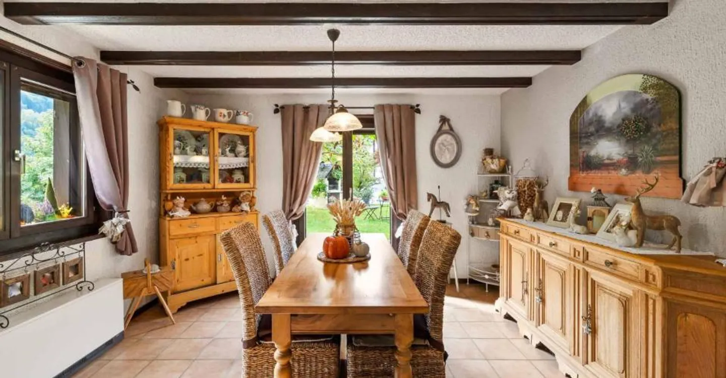 Charming Chalet with Mountain View - Photo 4 of 12