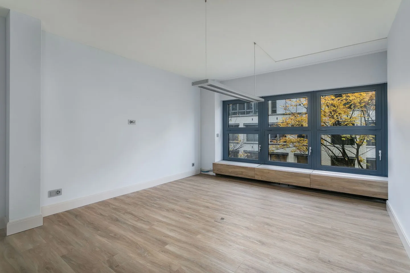 Exklusive Bürofläche - Bezugsbereit! - Foto 2 von 8