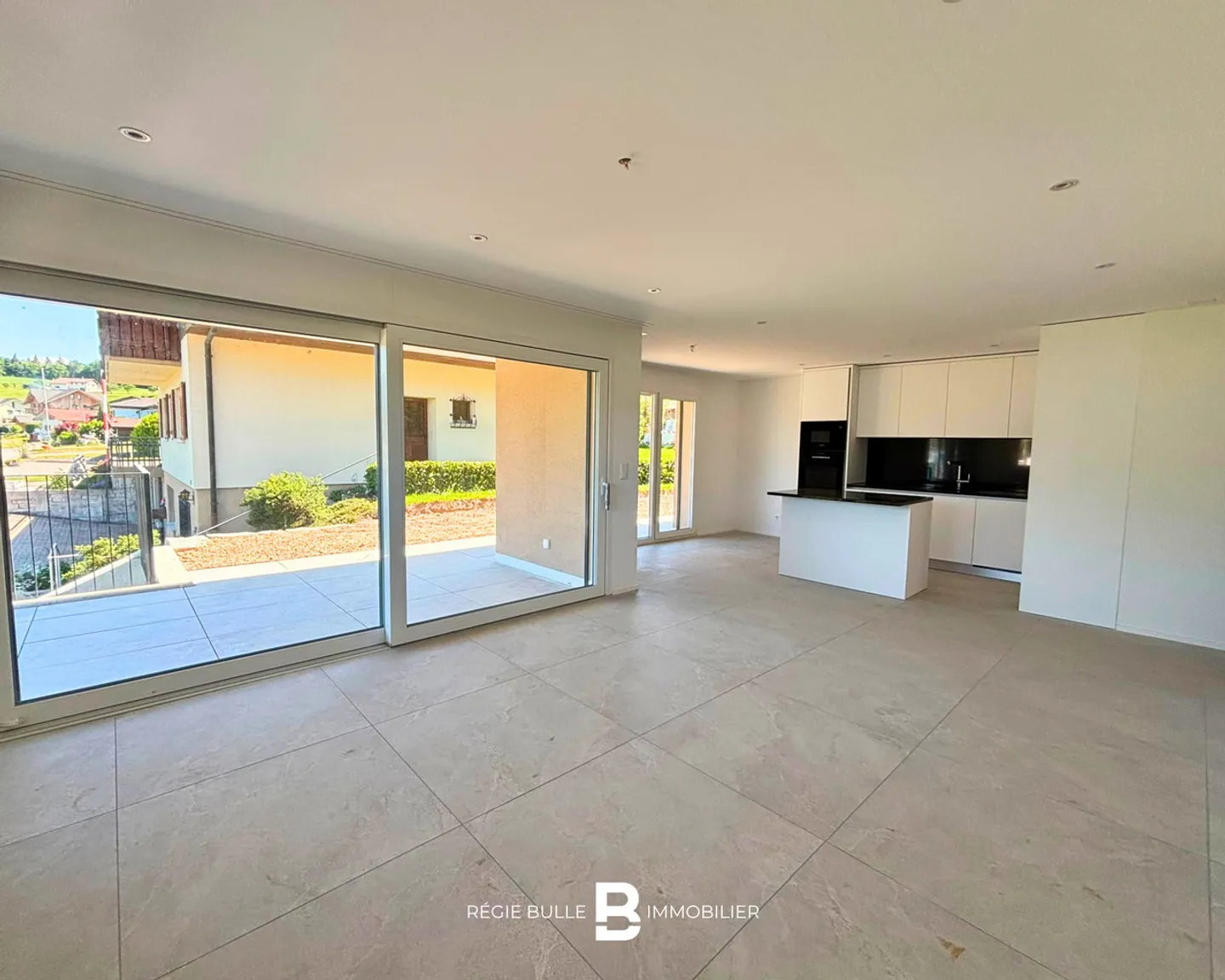 Giffers - Magnifico appartamento di 3.5 locali in affitto - Foto 1 di 9