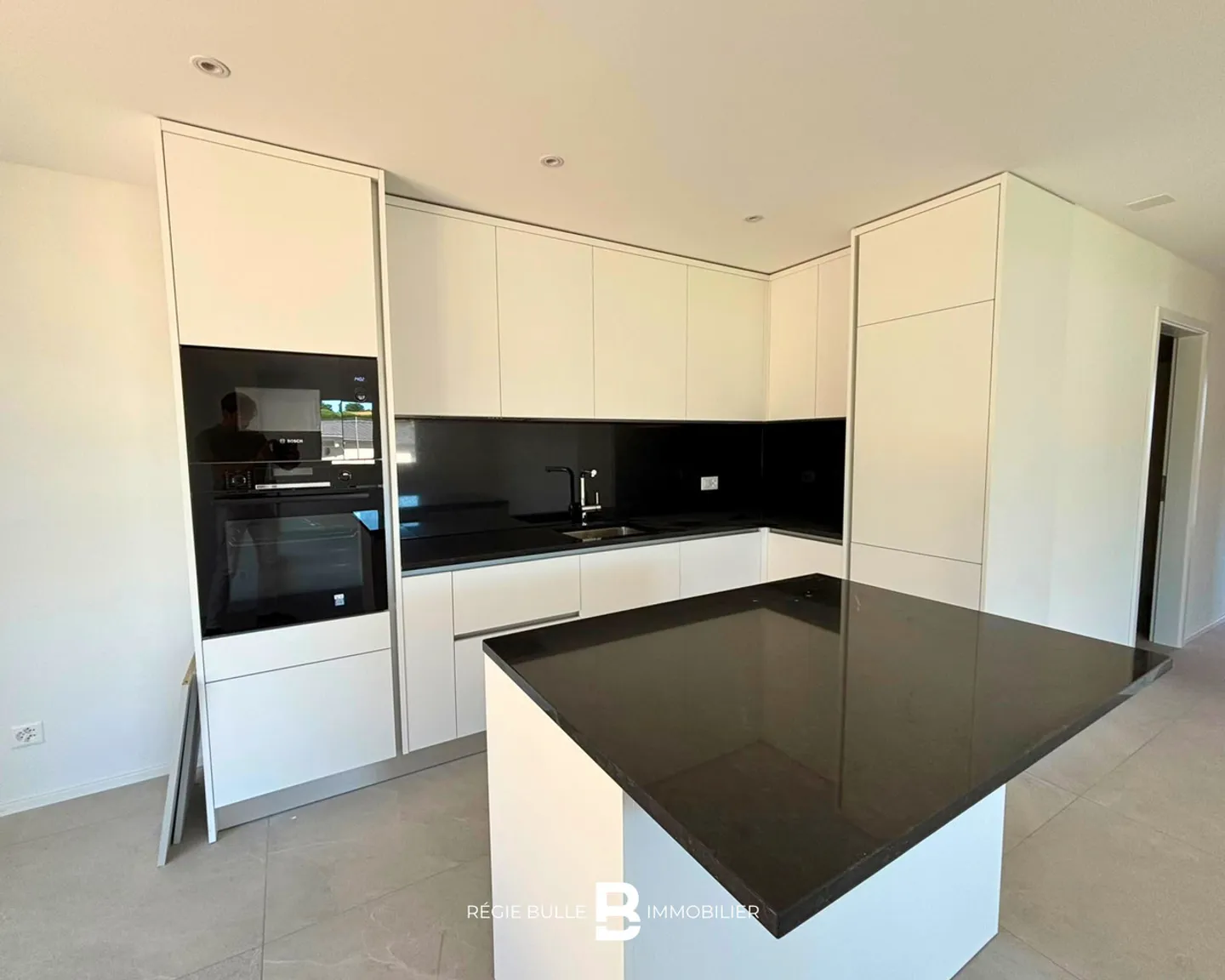 Giffers - Magnifico appartamento di 3.5 locali in affitto - Foto 3 di 9