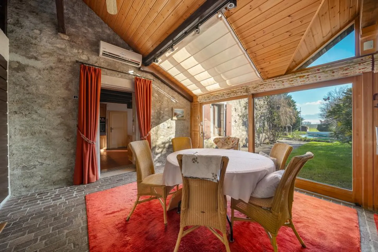 Occasione rara per vivere in un ambiente incantevole - Foto 9 di 13