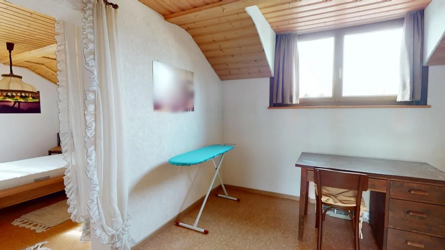 Casa unifamiliare con giardino - Foto 11 di 14