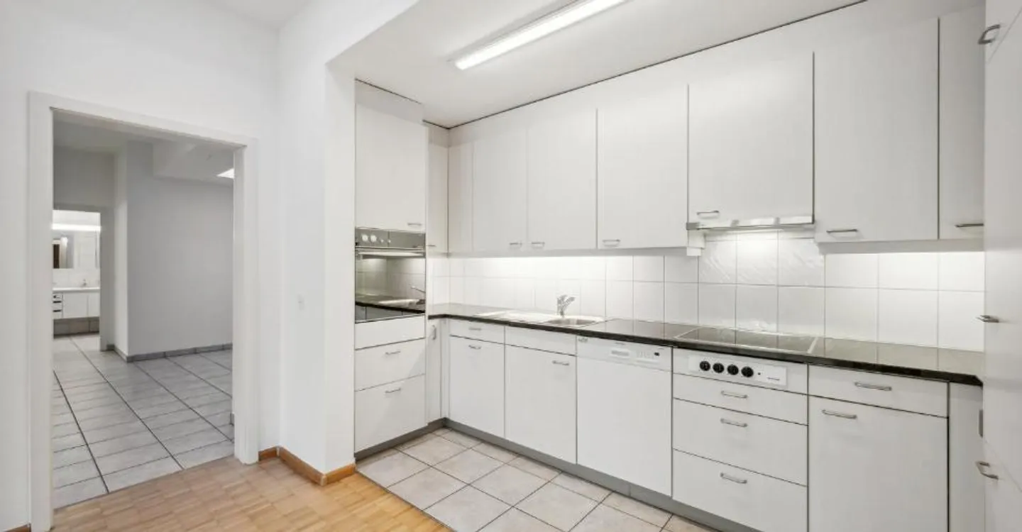 Appartement familial dans la belle Münchenstein - Louer sans caution! - Photo 3 sur 7